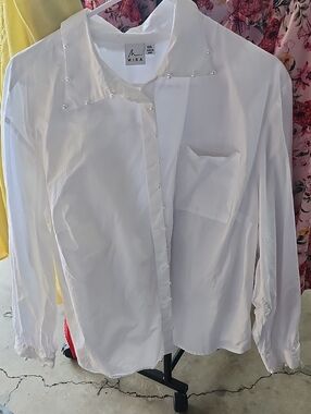 Mira White Pearl-Trim Button Front Blouse